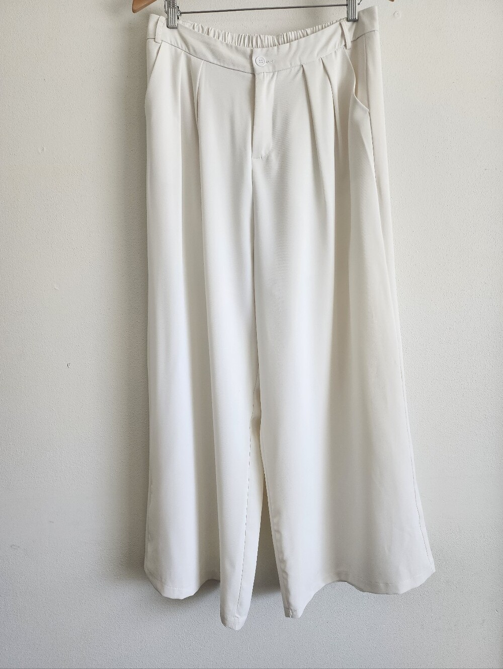 White Wide-Leg High-Waist Trousers Pleated Relaxed Fit Size 14 Womens Palazzo - Picture 2 of 13